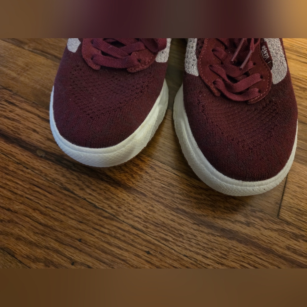 Vans Ultra Range VR3 Maroon and White Sneakers Unisex: Women's 8.5, Men's 7 - Picture 6 of 12